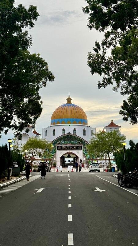 facciata principale della Moschea di Malacca