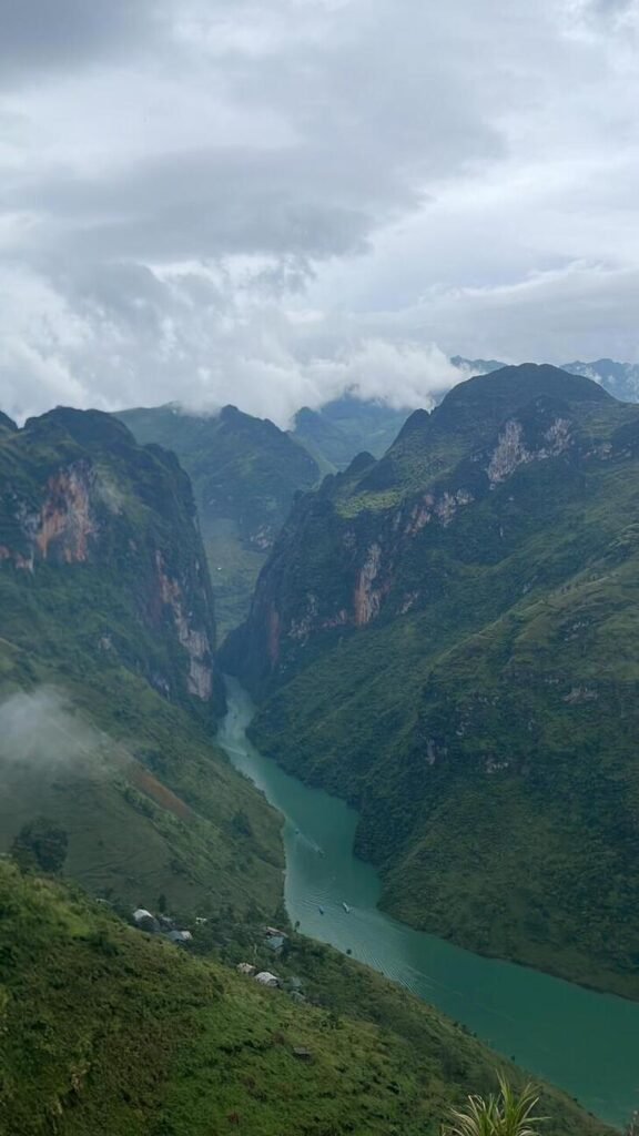 Vista sulle montagne thailandesi